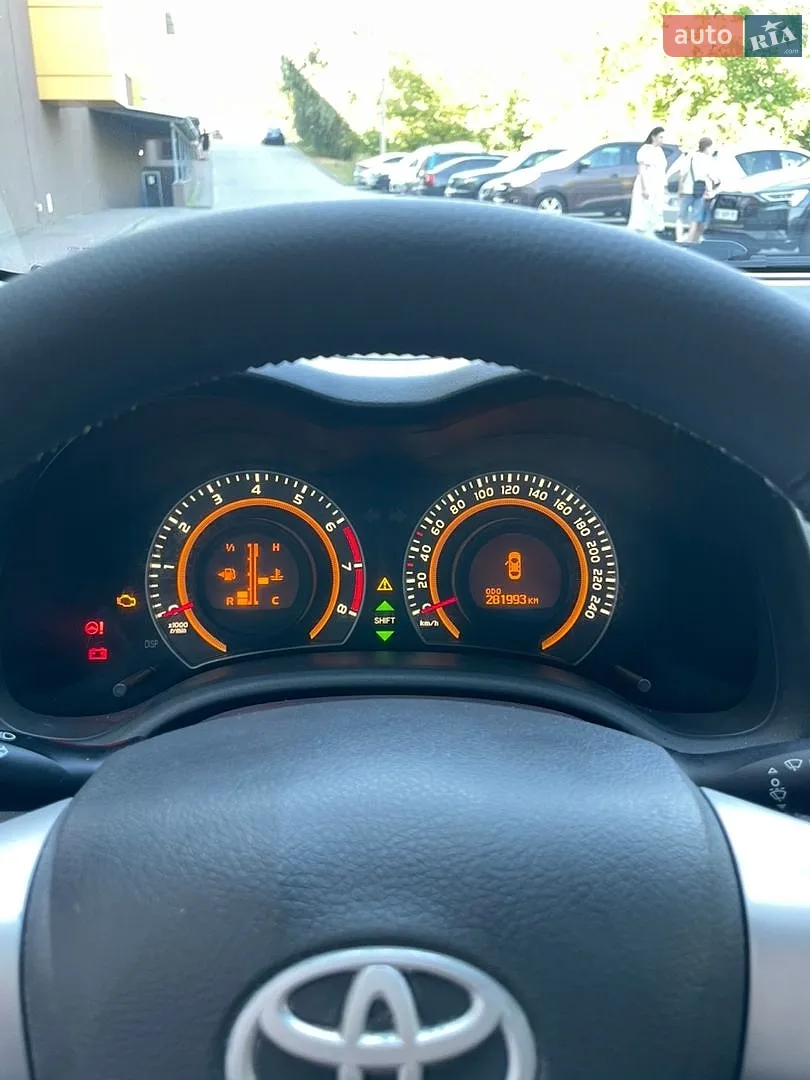 2011 Toyota Corolla - мініатюра 28