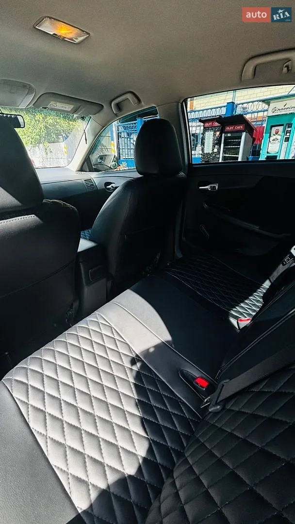 2013 Toyota Corolla - мініатюра 27