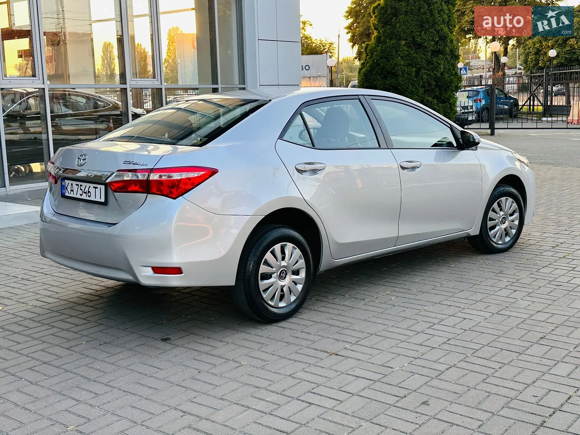 2017 Toyota Corolla - мініатюра 13