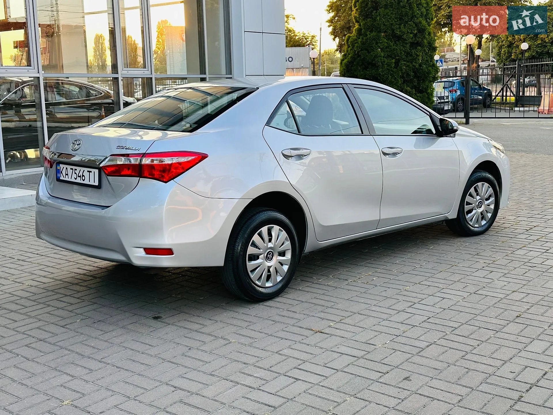 2017 Toyota Corolla - мініатюра 14
