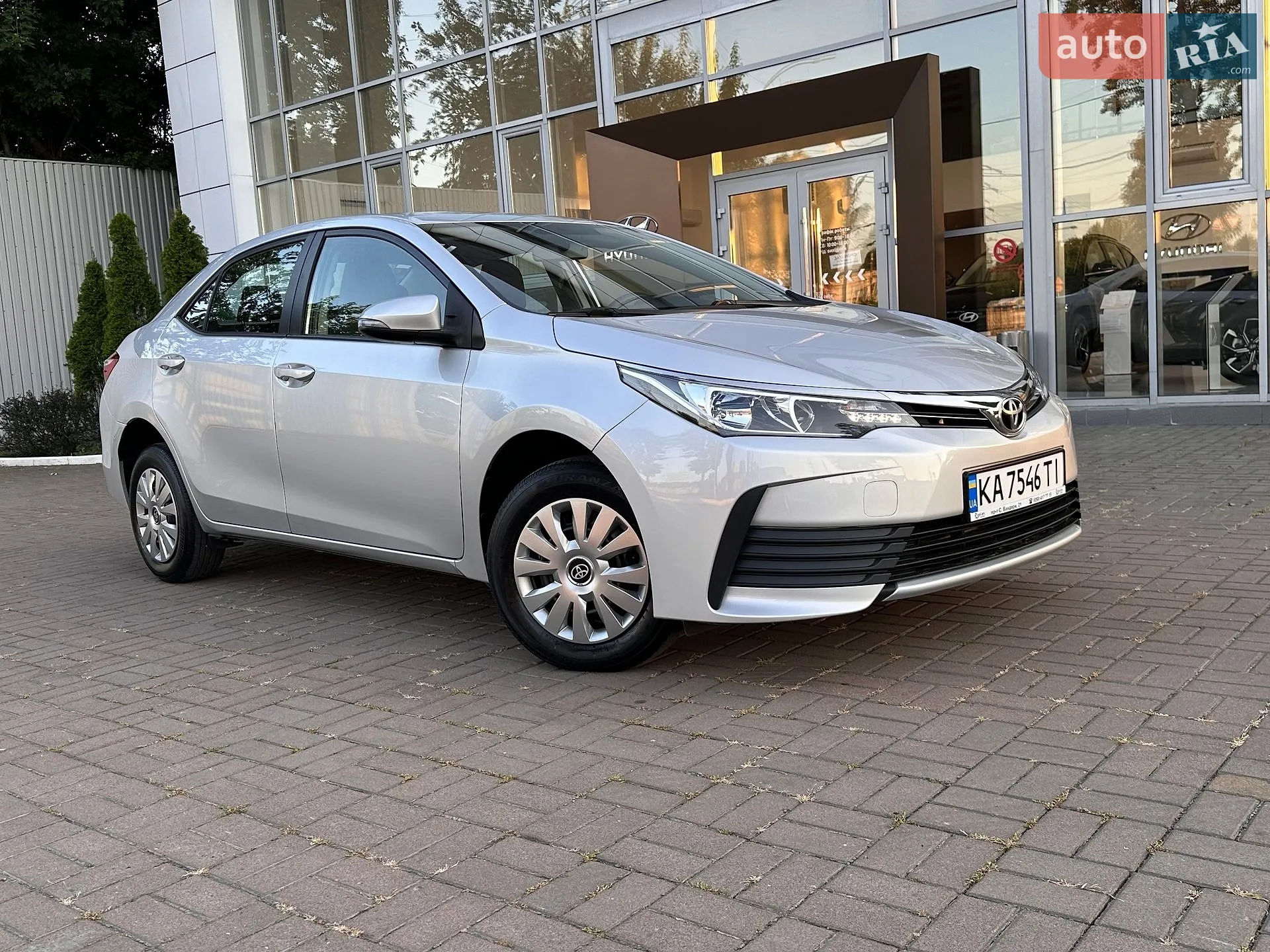 2017 Toyota Corolla - мініатюра 16