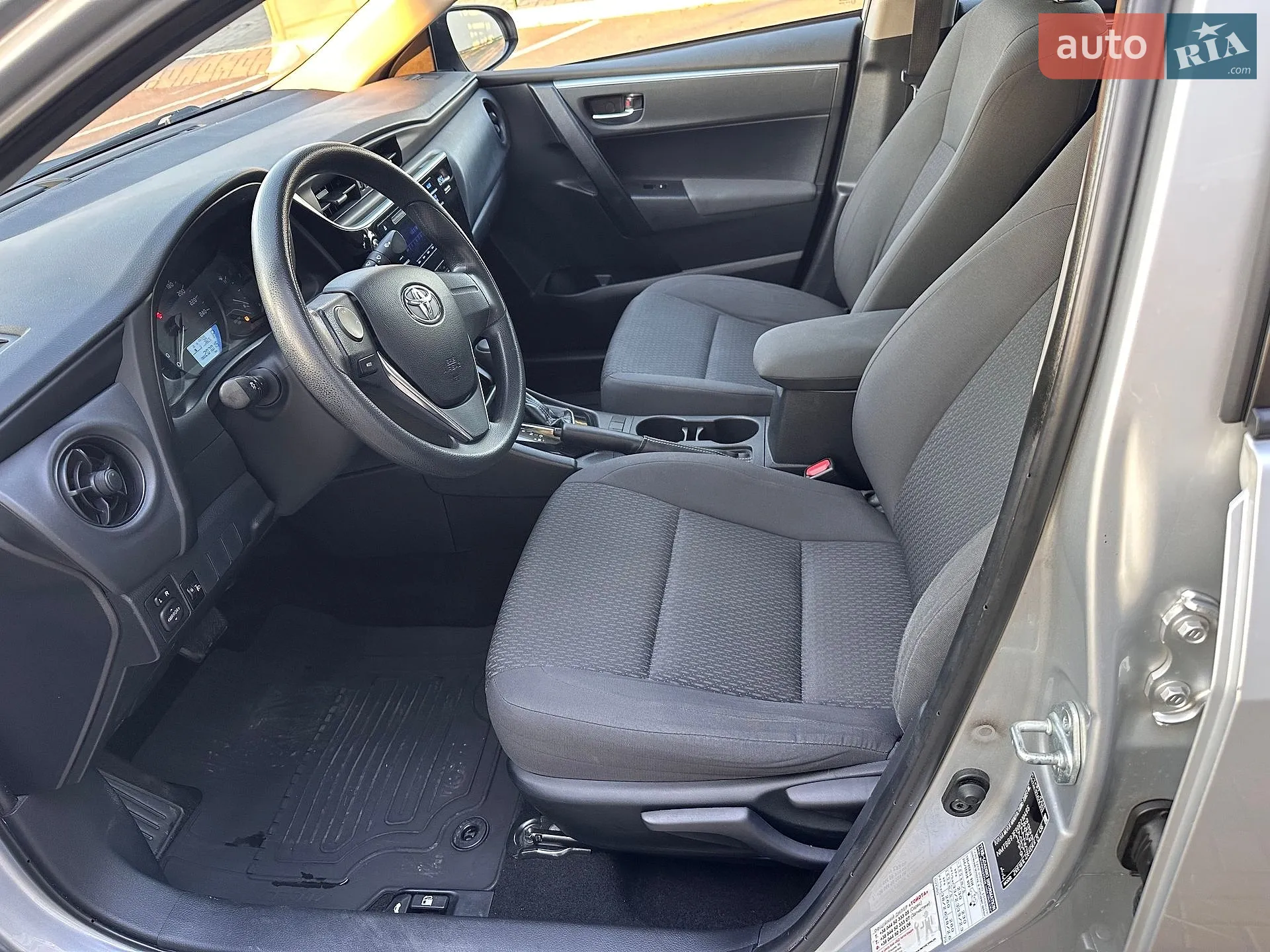 2017 Toyota Corolla - мініатюра 20