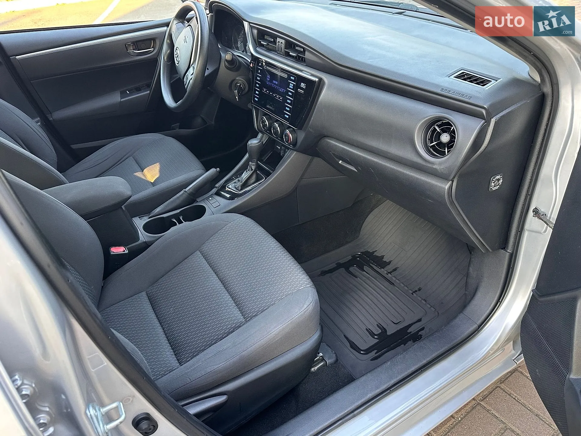 2017 Toyota Corolla - мініатюра 23
