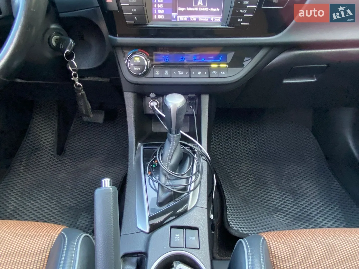 2014 Toyota Corolla - мініатюра 27