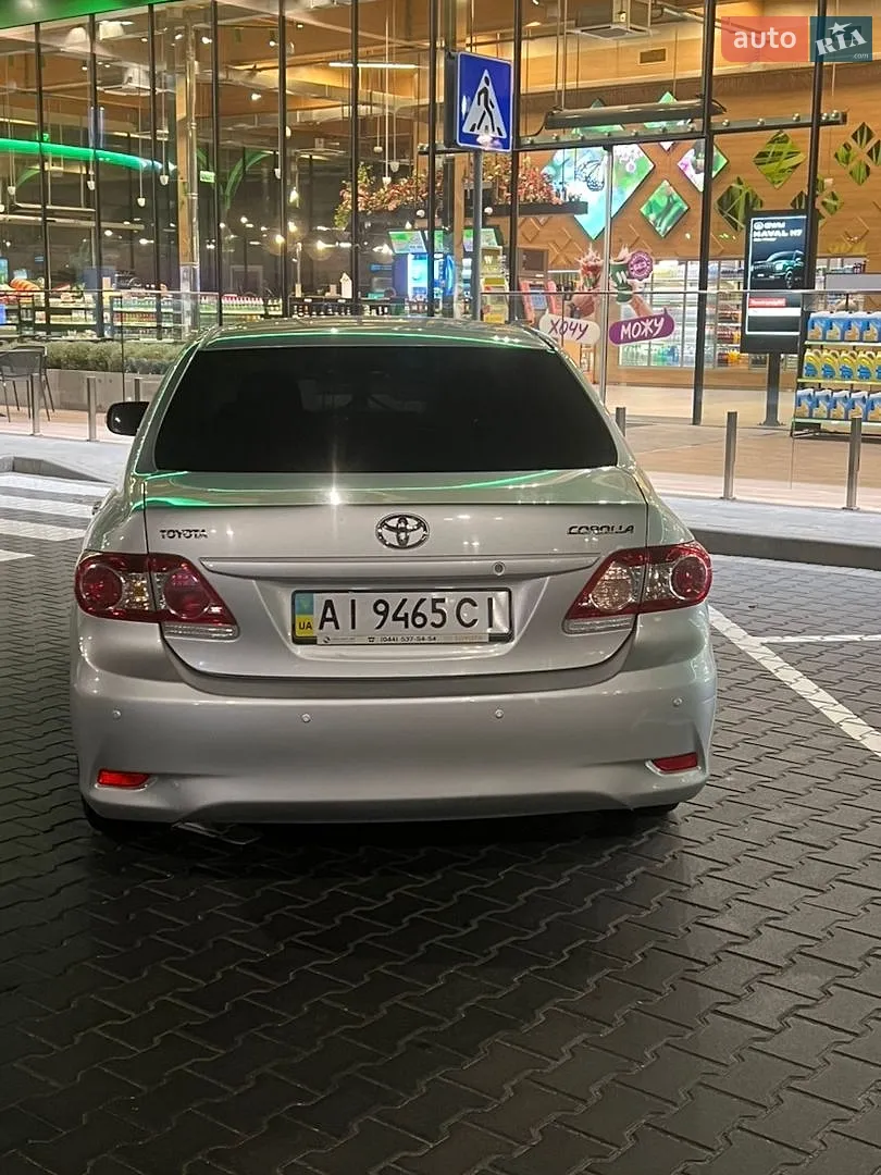 2010 Toyota Corolla - мініатюра 21