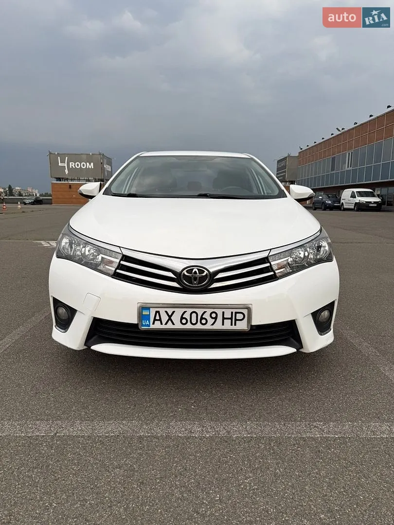 2013 Toyota Corolla - мініатюра 2