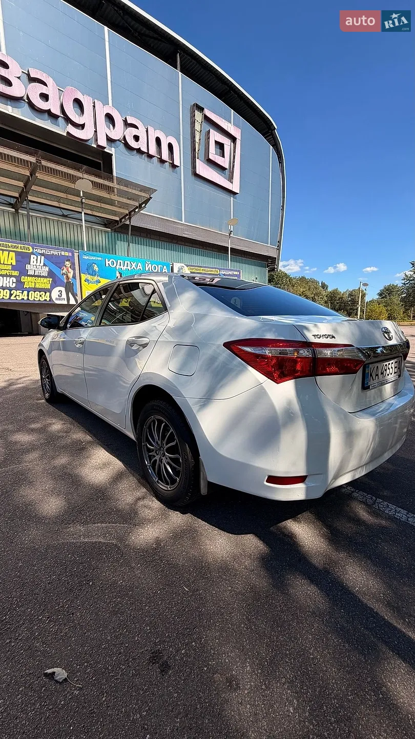 2015 Toyota Corolla - мініатюра 6