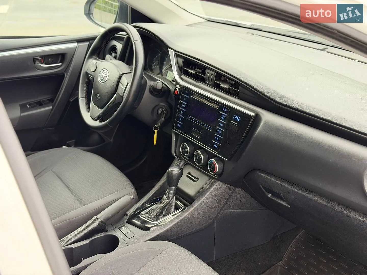 2017 Toyota Corolla - мініатюра 31