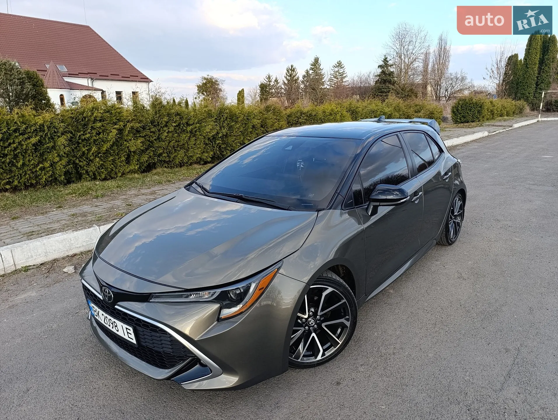 2020 Toyota Corolla - фото 1