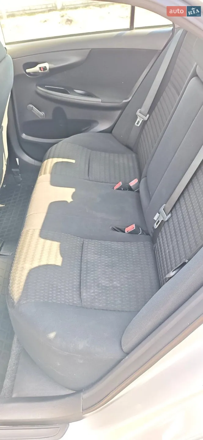 2012 Toyota Corolla - мініатюра 10
