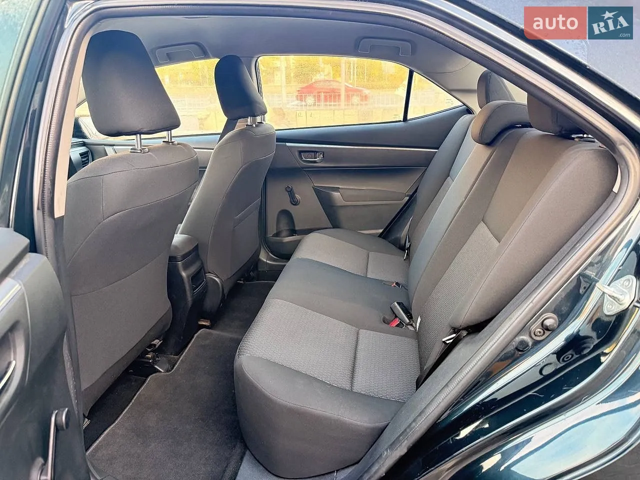 2015 Toyota Corolla - мініатюра 6