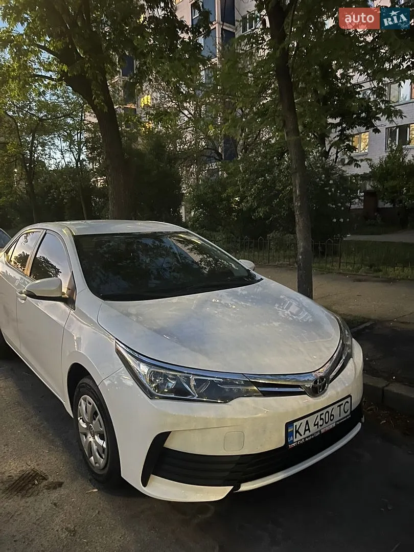 2017 Toyota Corolla - мініатюра 3