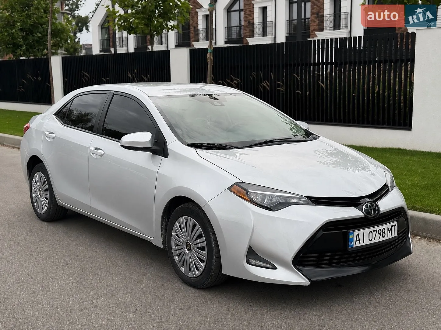 2017 Toyota Corolla - мініатюра 3