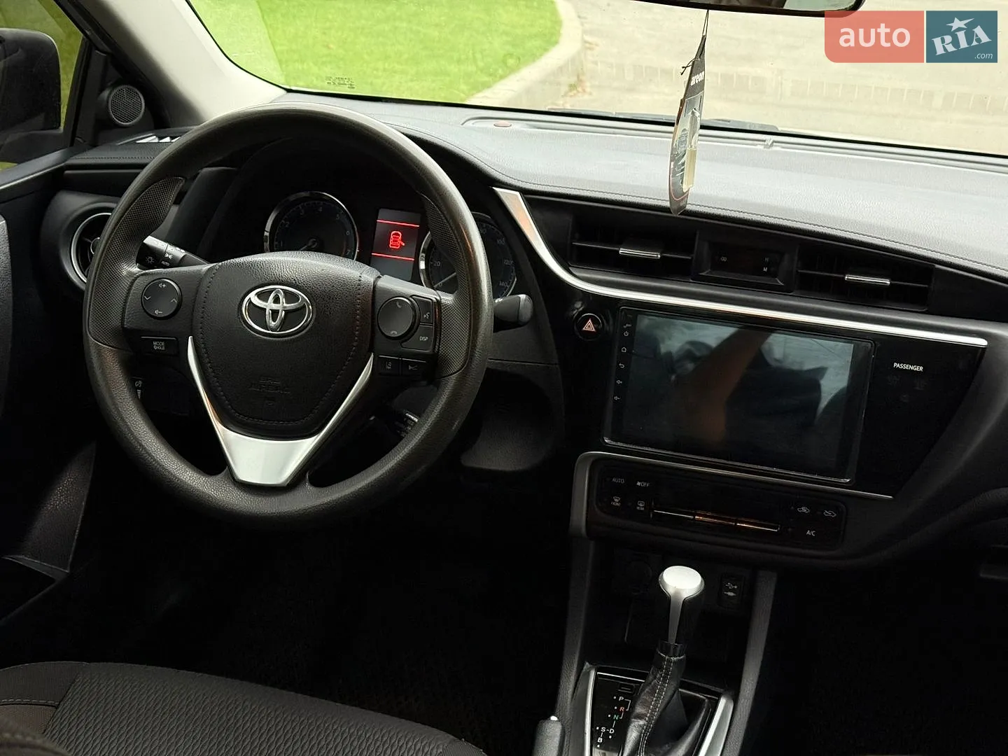 2017 Toyota Corolla - мініатюра 8