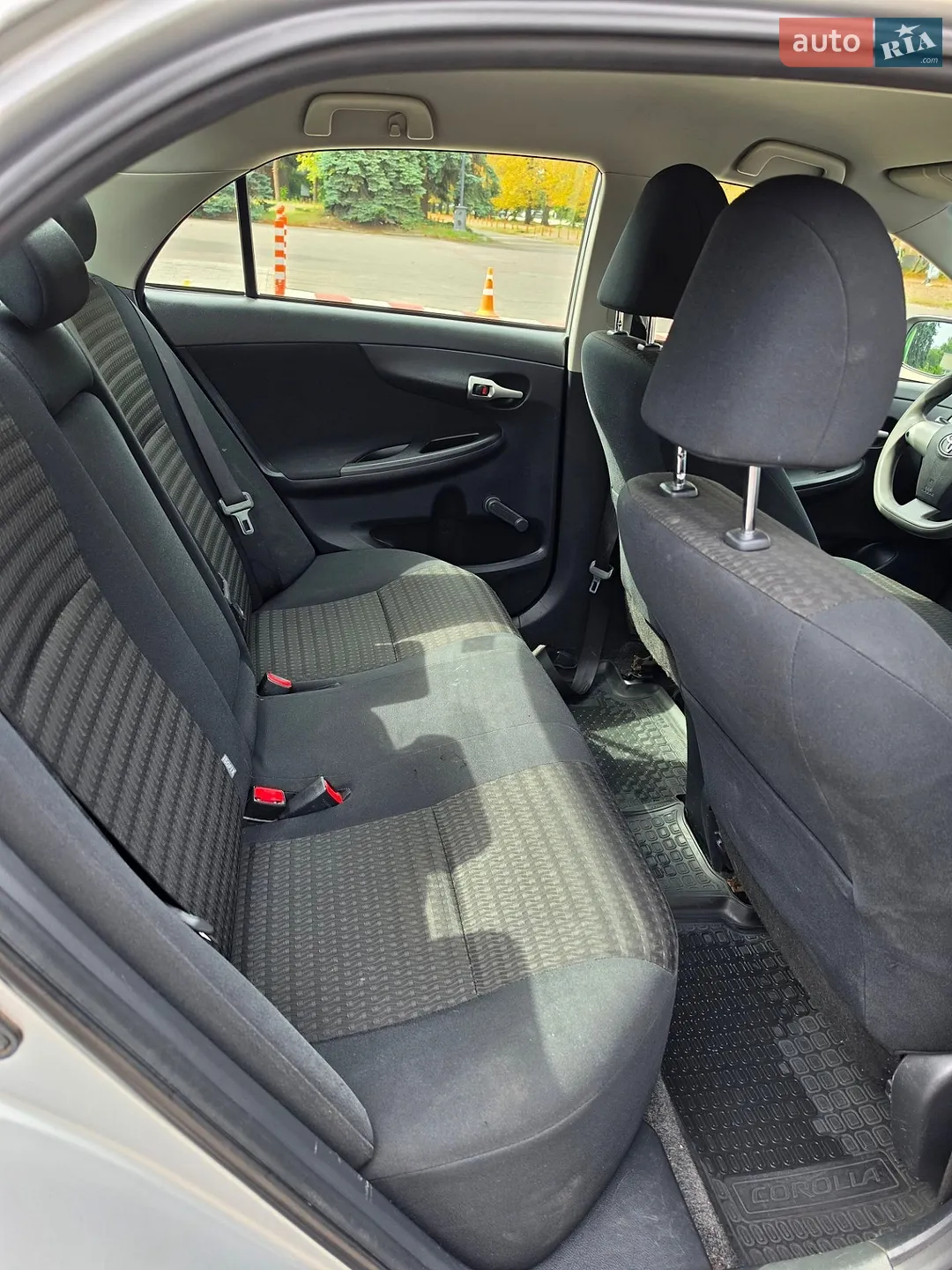 2012 Toyota Corolla - мініатюра 17