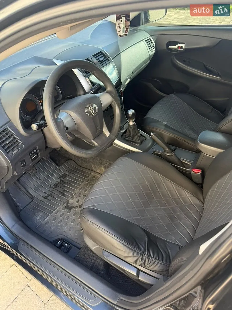 2011 Toyota Corolla - мініатюра 12