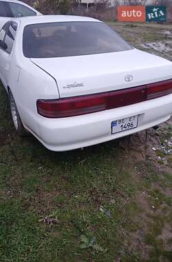 Седан Toyota Cresta 1994 в Измаиле