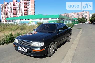 Седан Toyota Crown 1992 в Черноморске