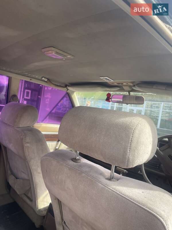 Седан Toyota Crown 1981 в Києві