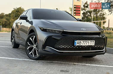 Внедорожник / Кроссовер Toyota Crown 2023 в 