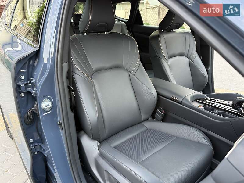 Позашляховик / Кросовер Toyota Crown 2024 в Вінниці