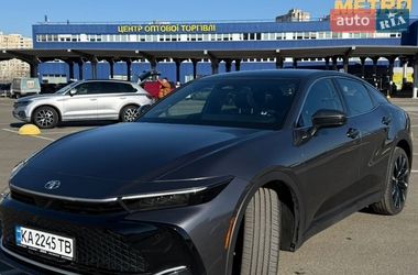 Позашляховик / Кросовер Toyota Crown 2024 в Києві