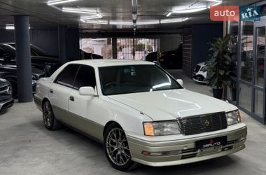 Седан Toyota Crown 1999 в Одессе