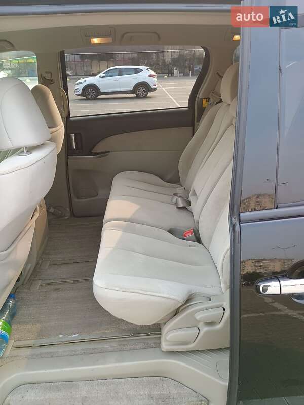 Мінівен Toyota Estima 2010 в Києві