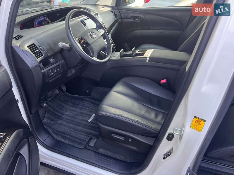 Минивэн Toyota Estima 2014 в Киеве фото 24 Минивэн Toyota Estima 2014 в Киеве