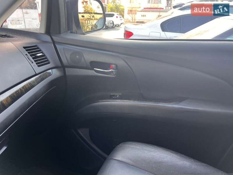 Минивэн Toyota Estima 2014 в Киеве фото 33 Минивэн Toyota Estima 2014 в Киеве