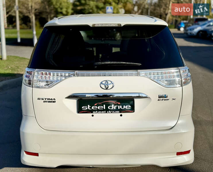 Мінівен Toyota Estima 2010 в Миколаєві