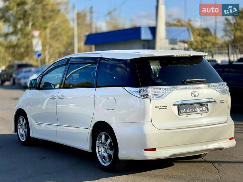 Мінівен Toyota Estima 2010 в Миколаєві
