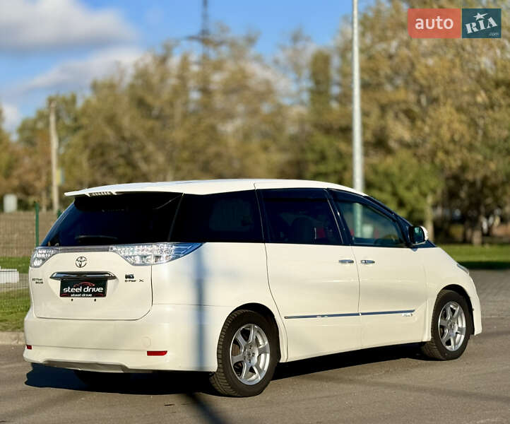 Мінівен Toyota Estima 2010 в Миколаєві