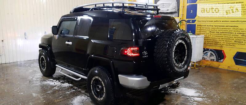 Позашляховик / Кросовер Toyota FJ Cruiser 2007 в 