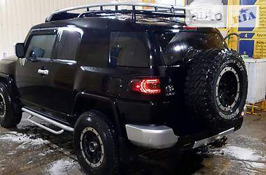 Позашляховик / Кросовер Toyota FJ Cruiser 2007 в 