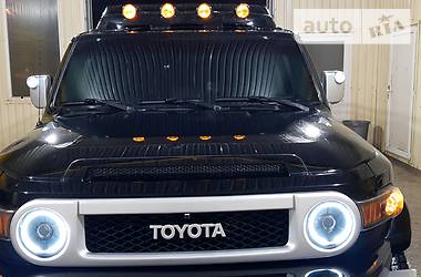 Позашляховик / Кросовер Toyota FJ Cruiser 2007 в 