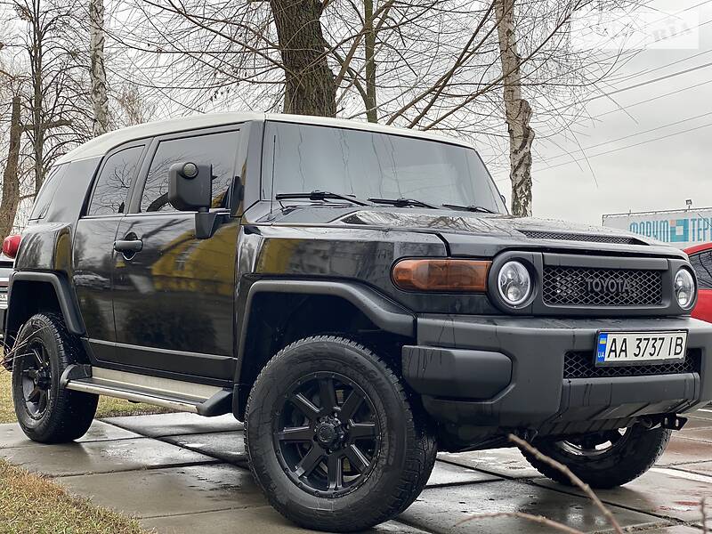 Універсал Toyota FJ Cruiser 2007 в Києві фото Універсал Toyota FJ Cruiser 2007 в Києві