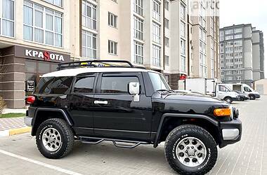 Внедорожник / Кроссовер Toyota FJ Cruiser 2013 в Киеве