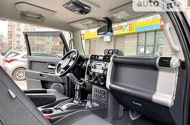 Внедорожник / Кроссовер Toyota FJ Cruiser 2013 в Киеве