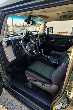 Внедорожник / Кроссовер Toyota FJ Cruiser 2011 в Кропивницком