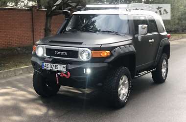 Позашляховик / Кросовер Toyota FJ Cruiser 2010 в Дніпрі