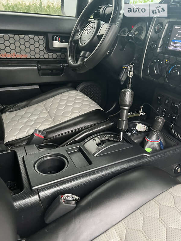 Внедорожник / Кроссовер Toyota FJ Cruiser 2007 в Тернополе