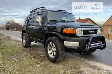 Внедорожник / Кроссовер Toyota FJ Cruiser 2014 в Полтаве