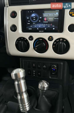 Позашляховик / Кросовер Toyota FJ Cruiser 2008 в Києві