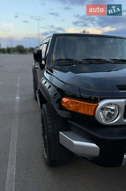 Позашляховик / Кросовер Toyota FJ Cruiser 2010 в Харкові