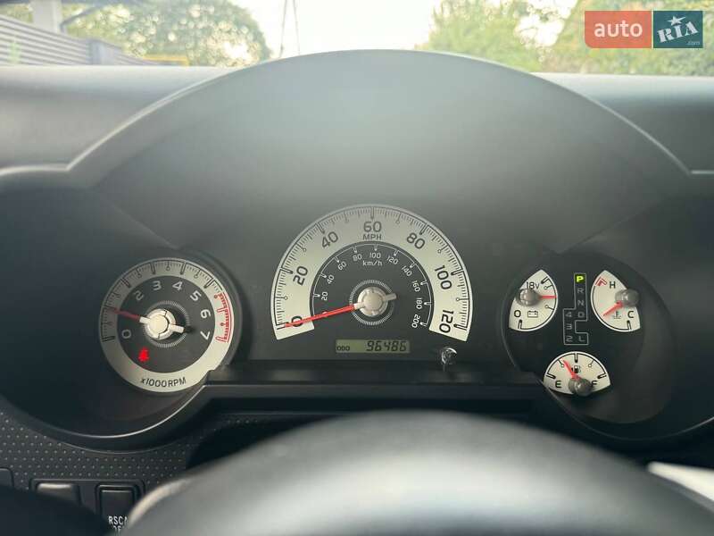 Позашляховик / Кросовер Toyota FJ Cruiser 2013 в Городищеві