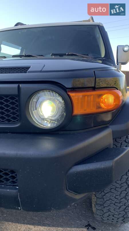 Позашляховик / Кросовер Toyota FJ Cruiser 2007 в Вінниці