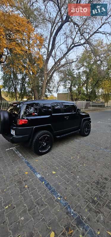 Внедорожник / Кроссовер Toyota FJ Cruiser 2006 в Одессе фото 26 Внедорожник / Кроссовер Toyota FJ Cruiser 2006 в Одессе