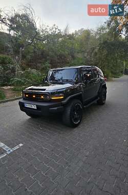 Внедорожник / Кроссовер Toyota FJ Cruiser 2006 в 
