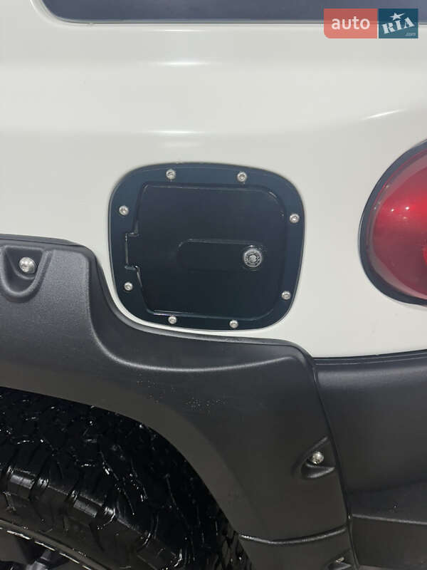 Внедорожник / Кроссовер Toyota FJ Cruiser 2008 в Шостке